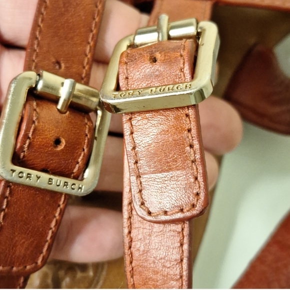 Tory Burch Fletcher Rust Red Flat Sandal Shoe Rare Find found mostly in wedge - Picture 6 of 11